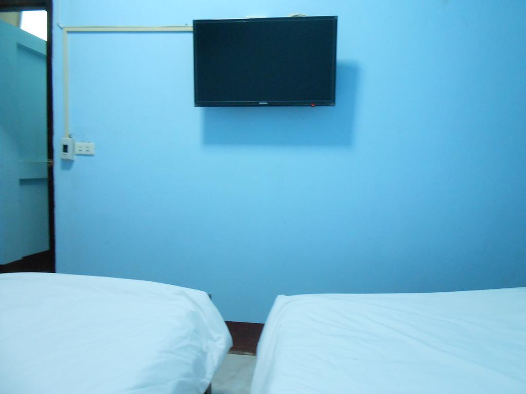 Lucky Backpacker Hostel Vientiane Zimmer foto