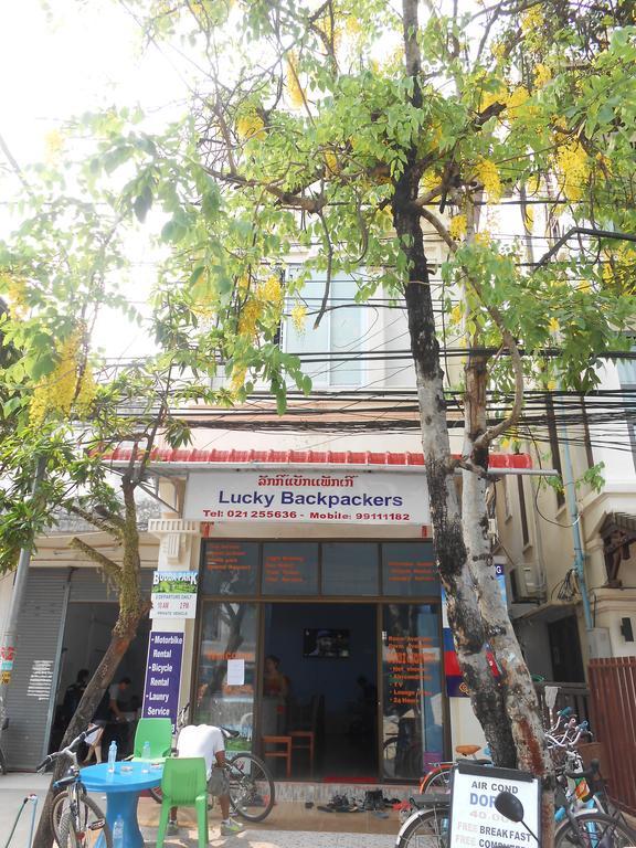 Lucky Backpacker Hostel Vientiane Exterior foto