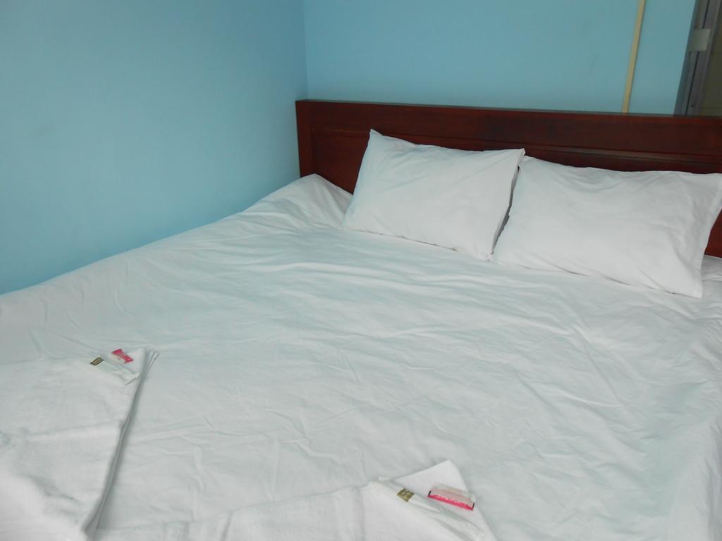 Lucky Backpacker Hostel Vientiane Zimmer foto